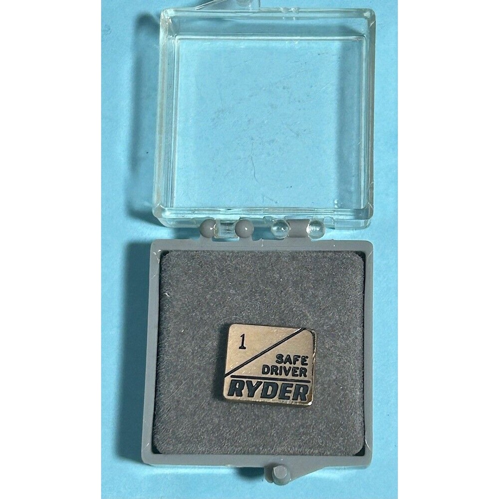 Ryder Truck  1 Year Safe Driver Pin 1 /10 10K Tie Tack w/box
